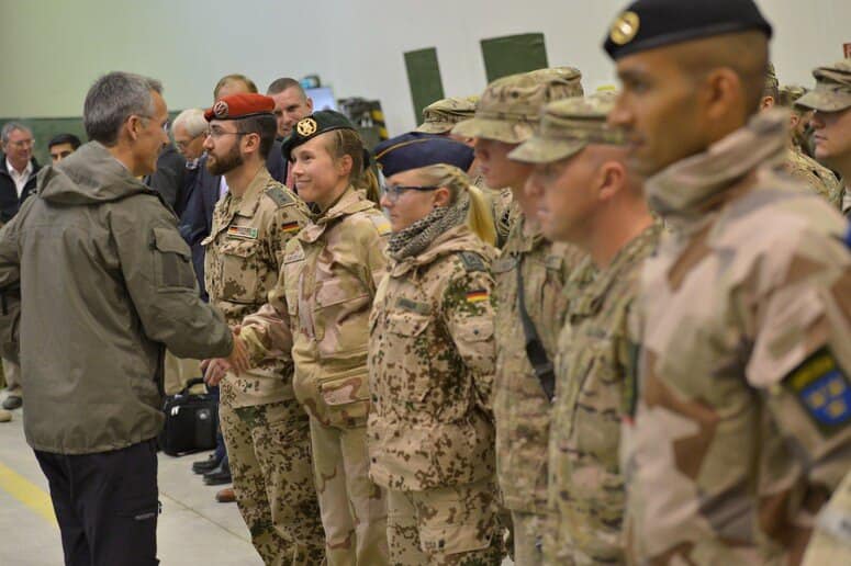 Secretarul general al NATO vine în România