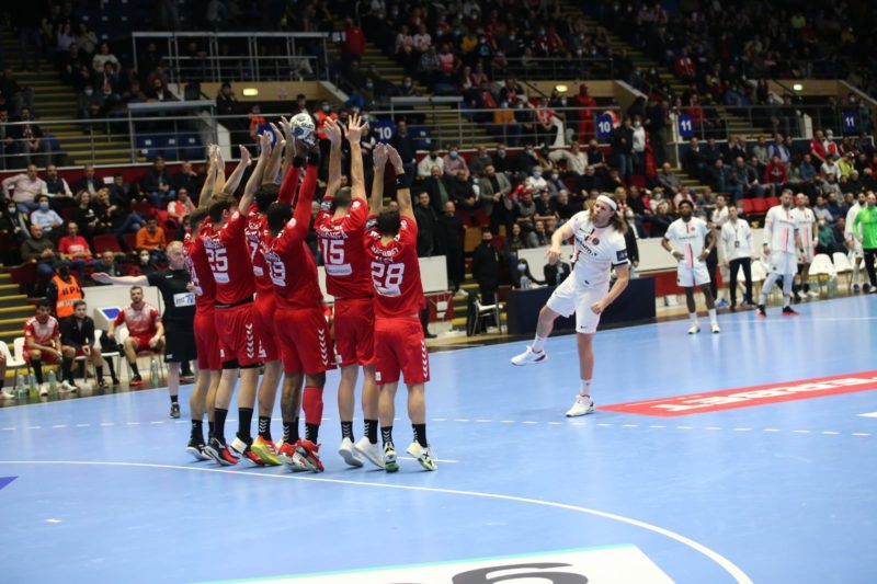 Dinamo, învinsă în Liga Campionilor la handbal masculin