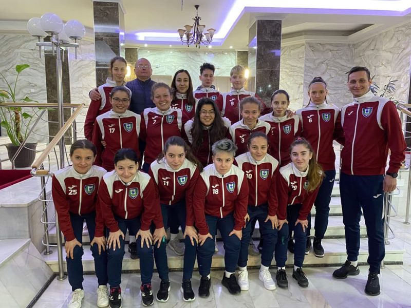 S-a reluat fotbalul feminin