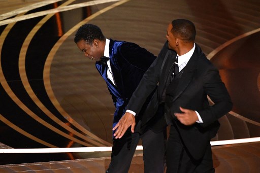 Will Smith nu mai are voie să participe la Gala Oscarurilor timp de 10 ani