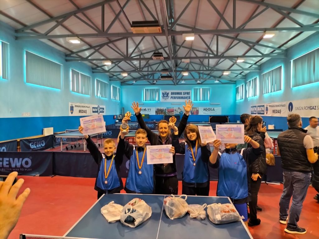 Laureați târgumureșeni la tenis de masă