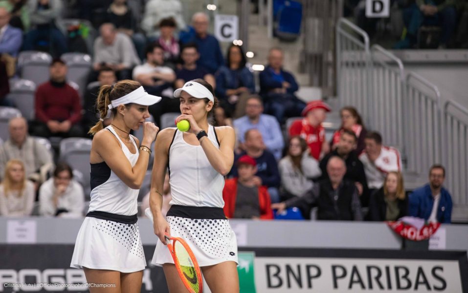 Polonia a învins România cu 4-0 la tenis