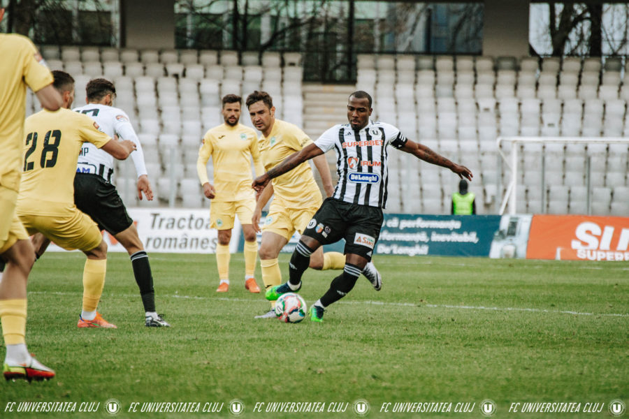 Fotbaliștii de la U Cluj nu renunță la promovare