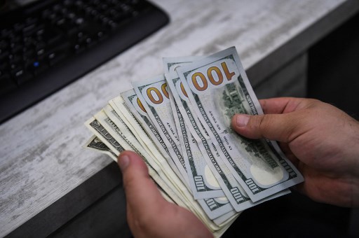Un câștigător la loterie, fără acte, se luptă să-și revendice premiul Un câștigător la loterie, fără acte, se luptă să-și revendice premiul