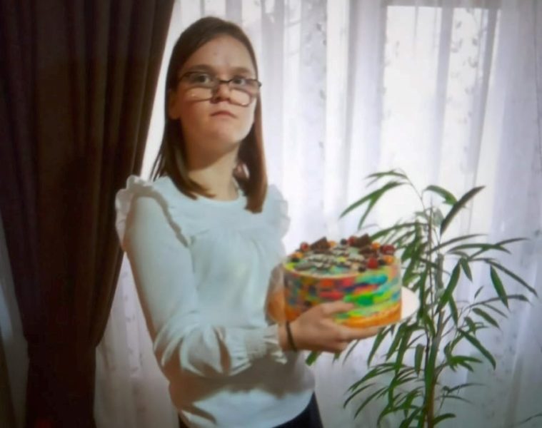 UPDATE: O fetiță de 13 ani din localitatea mureșeană Crăiești este căutată de familie și poliție