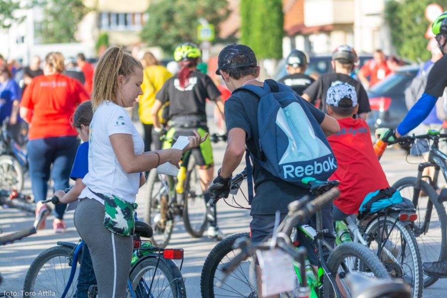 Un weekend pe bicicletă în scop caritabil, la Târgu Mureș