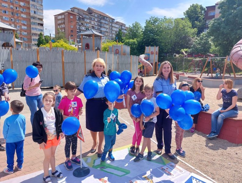 Copiii brașoveni învață reguli de bază în circulația publică