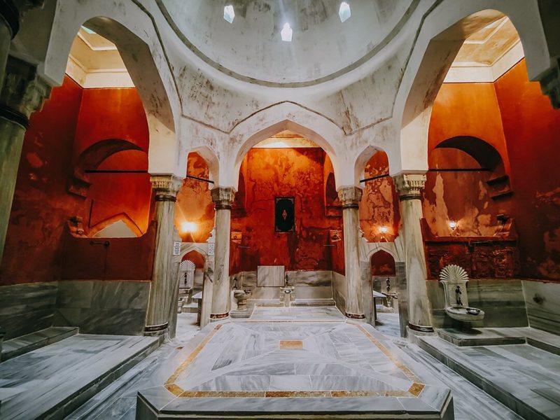 Hamamul antic din Istanbul, scos la vânzare pentru 2 milioane de dolari