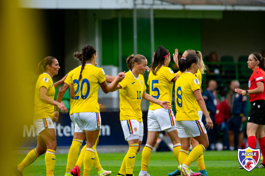 Tricolorele au învins Moldova la fotbal feminin