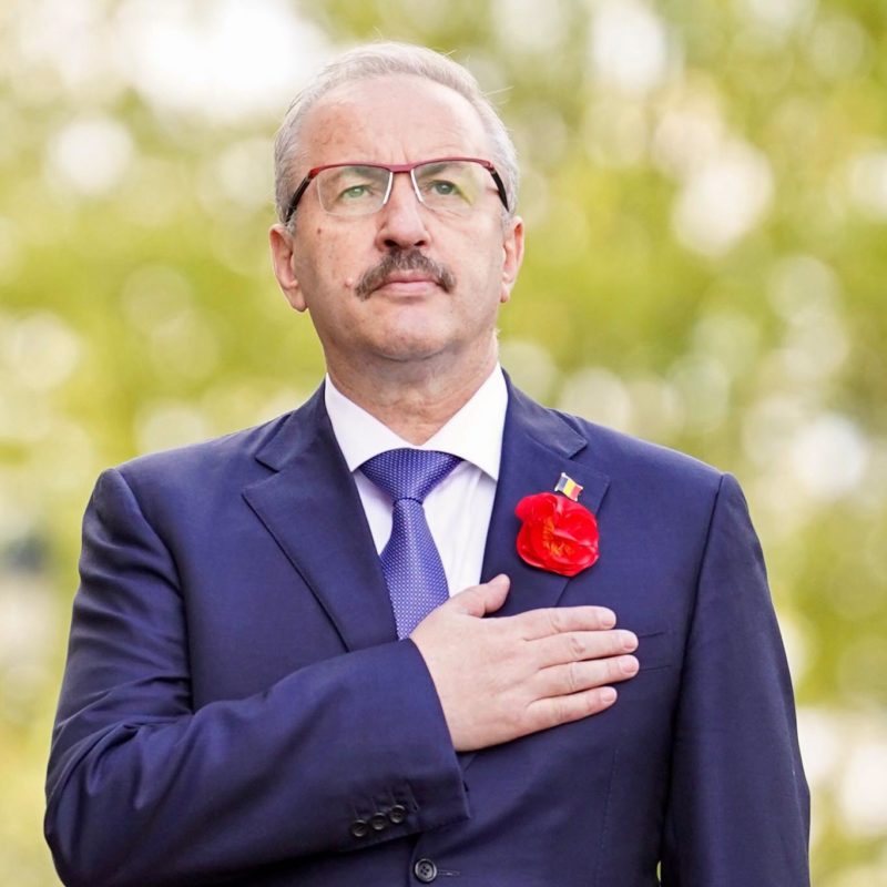 Dîncu, în Harghita: Drapelul Național nu intră în competiţie cu simbolurile comunităţilor locale