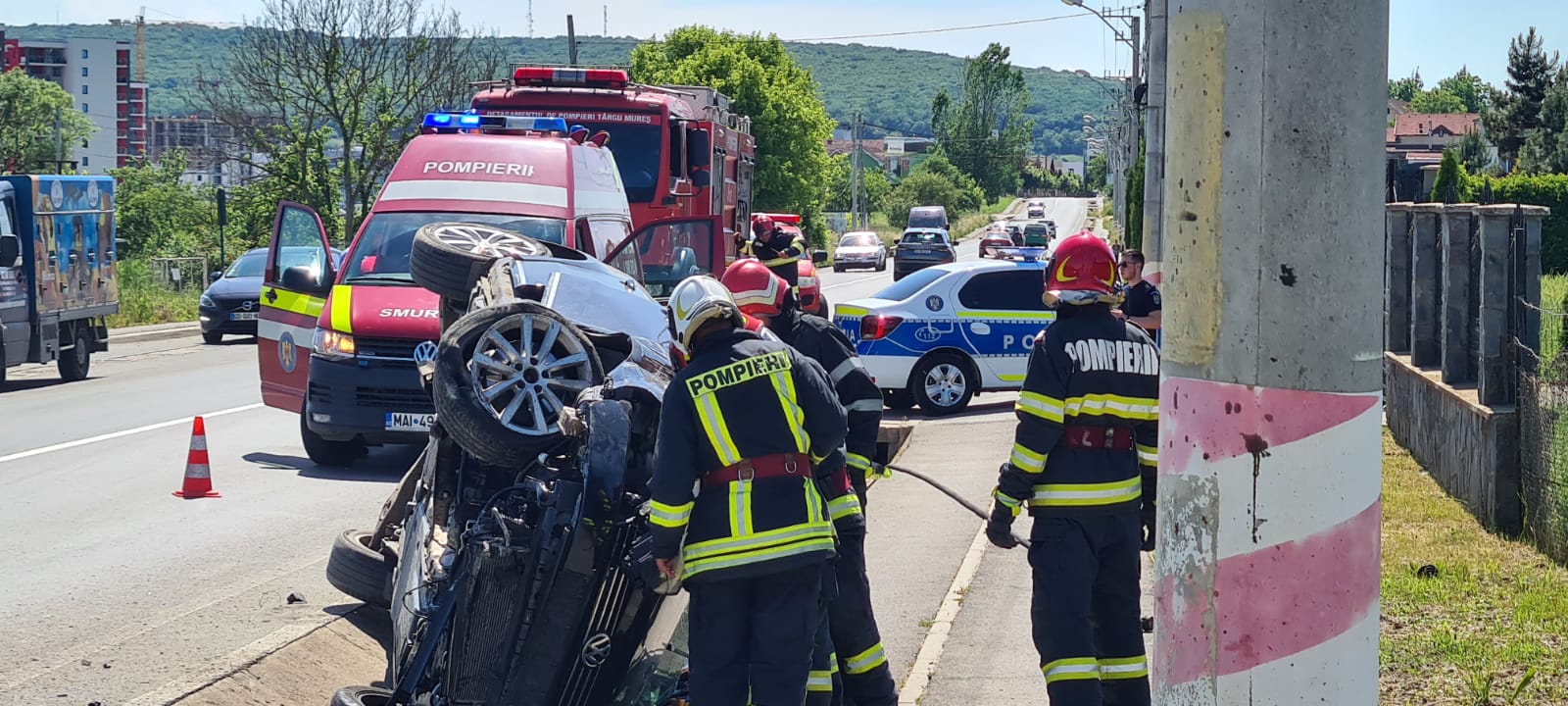 Trafic îngreunat în localitatea mureșeană Livezeni din cauza unui accident