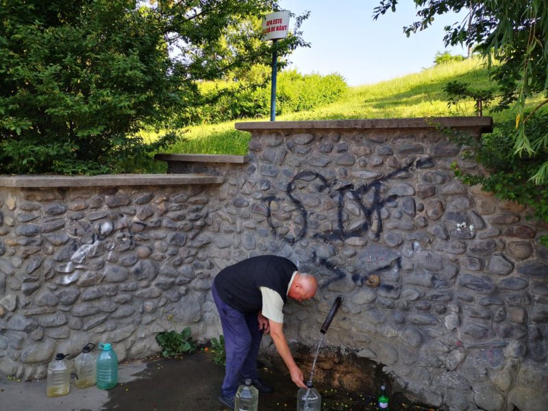 Trei izvoare cu apă potabilă există în Târgu Mureș