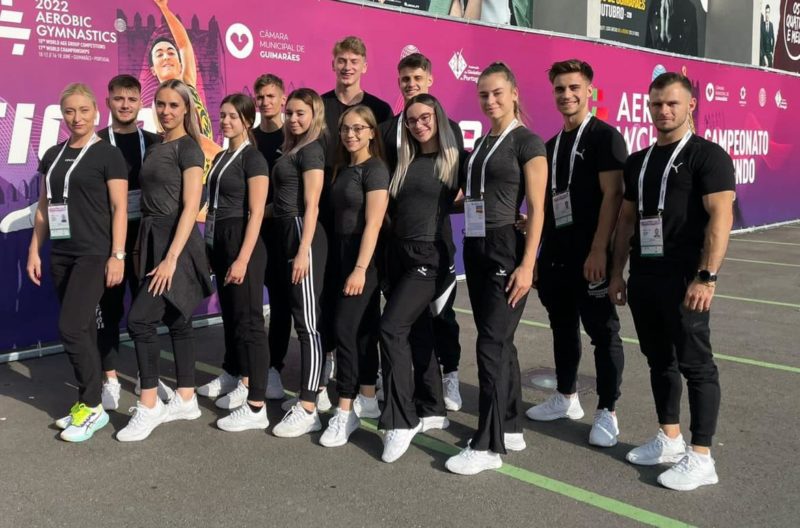 Gimnaștii români luptă pentru medalii la Mondiale