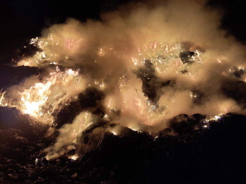 UPDATE: Incendiu la groapa de gunoi de la Sighișoara