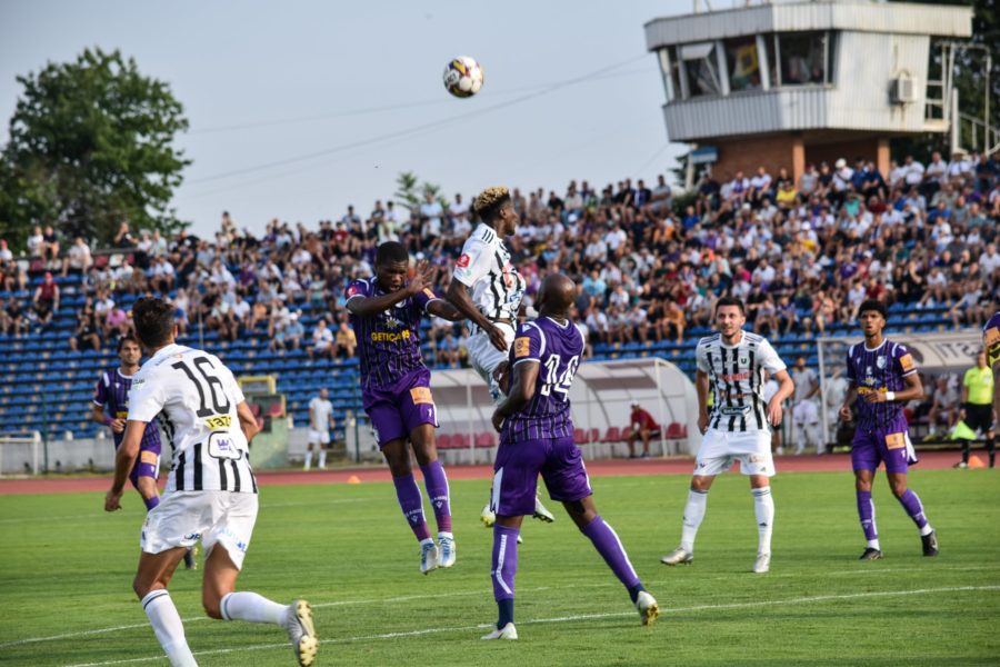 Superliga de fotbal-etapa a 3-a