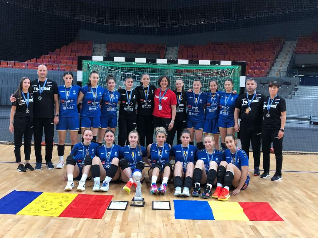 Handbalistele tricolorele U16, argint european