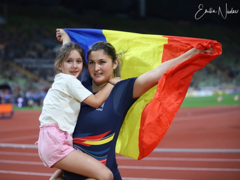 Bianca Ghelber, aur european la aruncarea ciocanului!!!