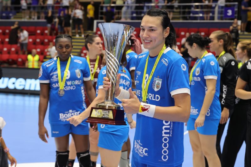 CSM București a cucerit Supercupa României la handbal