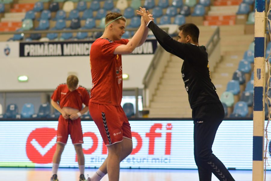 Handbaliștii tricolori U18, semifinală cu Ucraina Handbaliștii tricolori U18, semifinală cu Ucraina