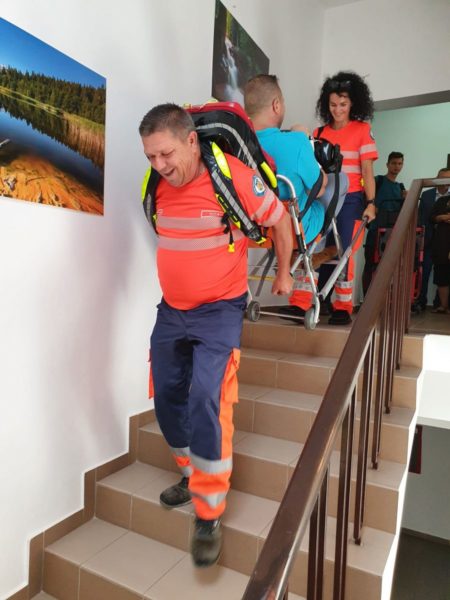 Ambulanța din Harghita, cea mai dotată din țară la scaune electrice