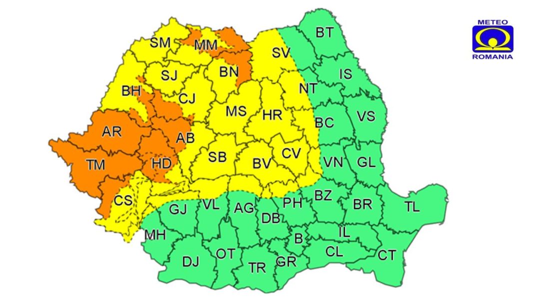 Jumătate din ţară se află sub avertizări meteorologice cod galben şi portocaliu de ploi torenţiale şi vijelii puternice