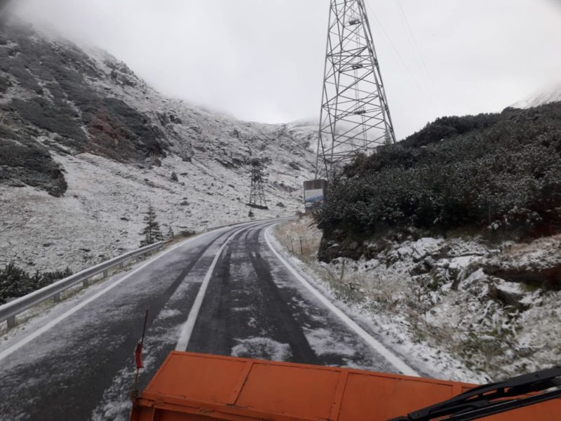 Prima zăpadă pe Transfăgărășan