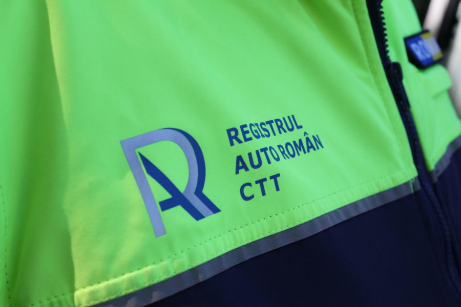 Peste 35.000 de vehicule depistate în trafic de RAR cu deficiențe majore