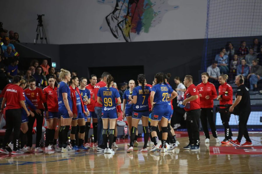Handbalistele tricolore, victorie cu Serbia la Trofeul Carpați