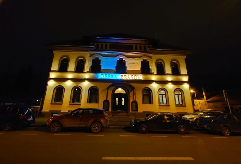 Repetiţii generale cu public pentru două spectacole, la Opera Brașov