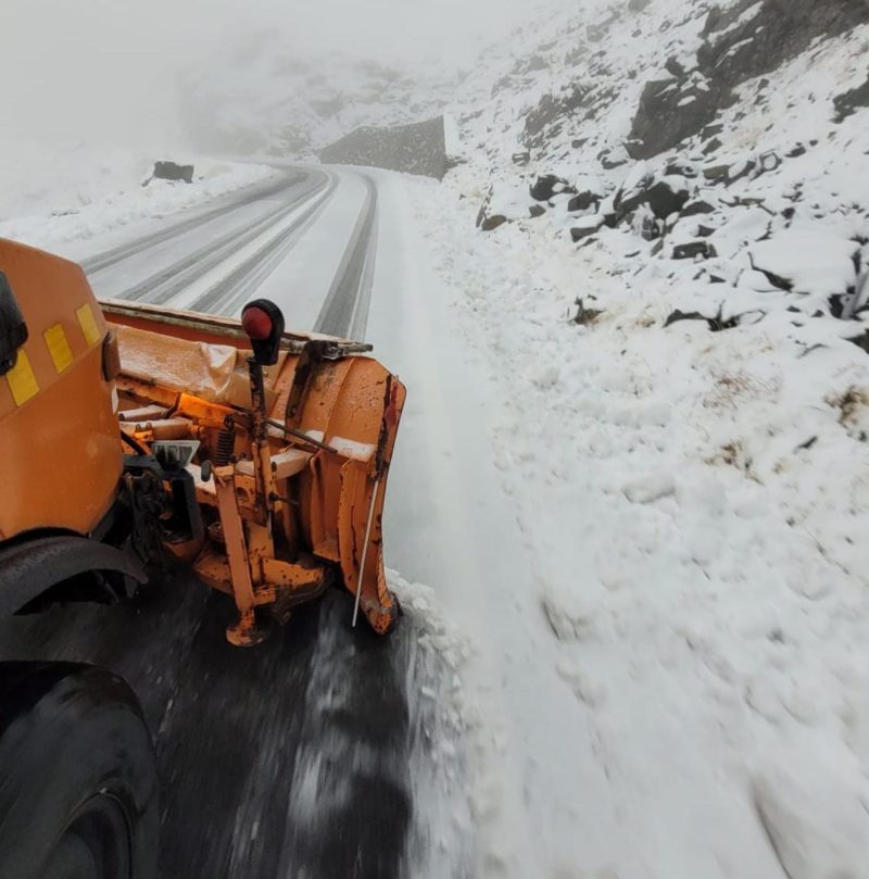 A nins pe Transfăgărăşan A nins pe Transfăgărăşan