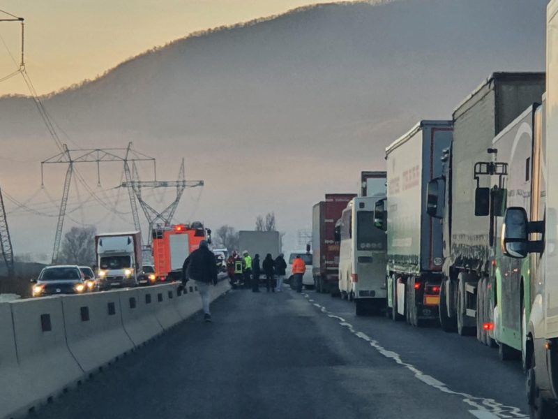 Accident rutier pe DN1, în județul Brașov. O persoană a fost rănită