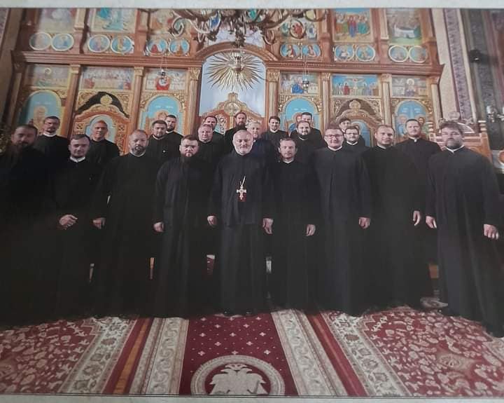 Corul bărbătesc al Protopopiatului Ortodox din Luduș, invitații emisiunii „Jurnal identitar”