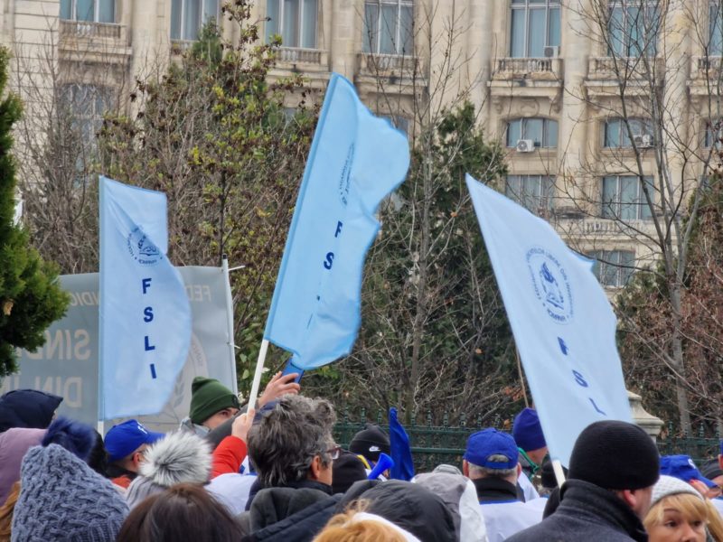 Federaţia Sindicatelor Libere din Învățământ anunță că vor continua acțiunile de protest