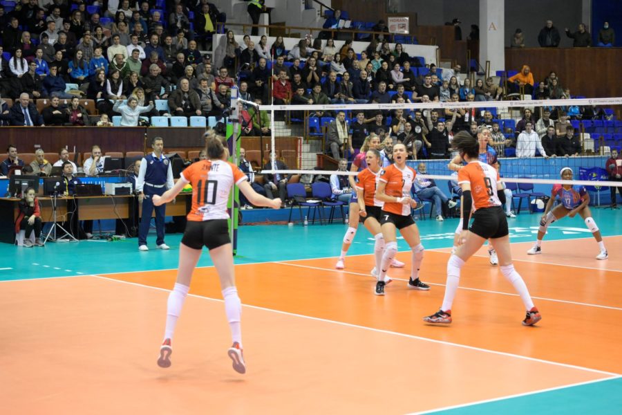 Volei de Liga Campionilor la Tg.Mureș