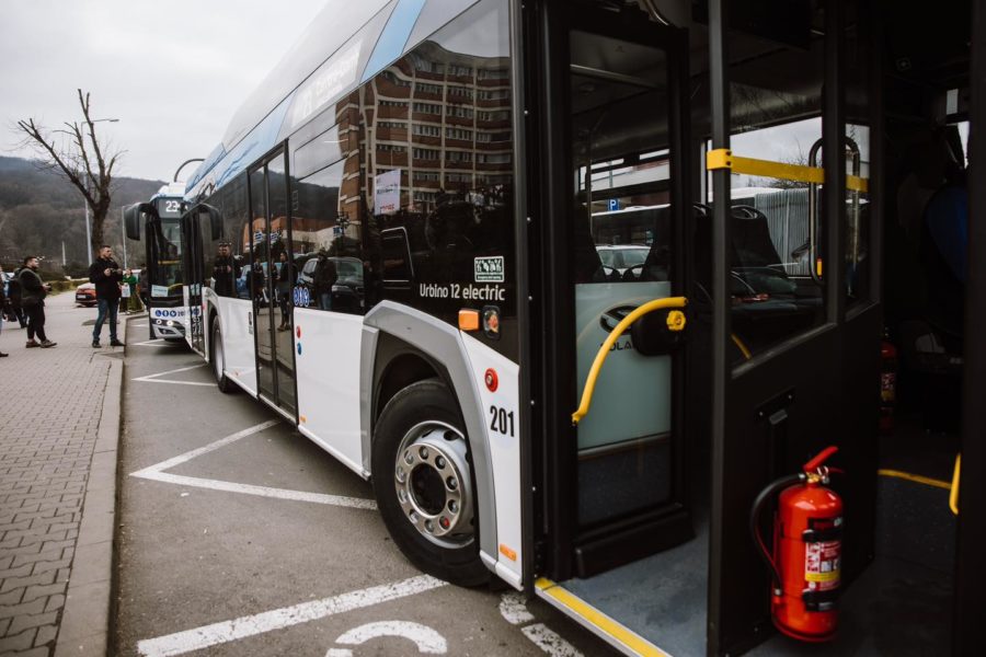 De mâine, la Târgu Mureș, se vor putea plăti biletele de autobuz și cu cardul bancar