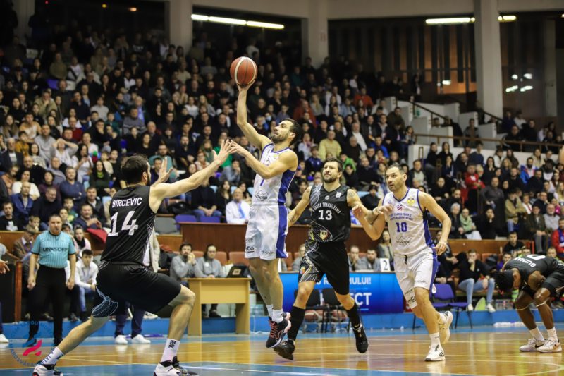 Mureșenii, meci contra campioanei la Cluj