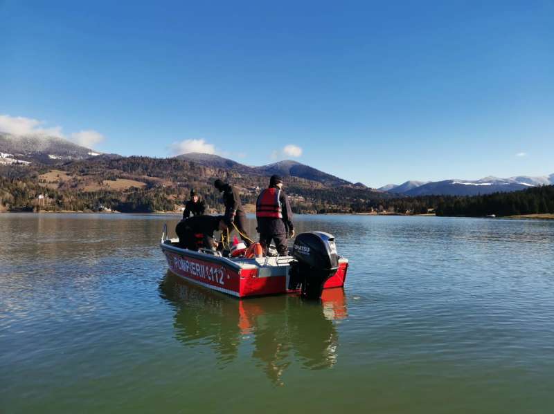 Trupul neînsufleţit al tânărului de 22 ani din Mureș, dispărut în lacul Colibiţa, a fost găsit