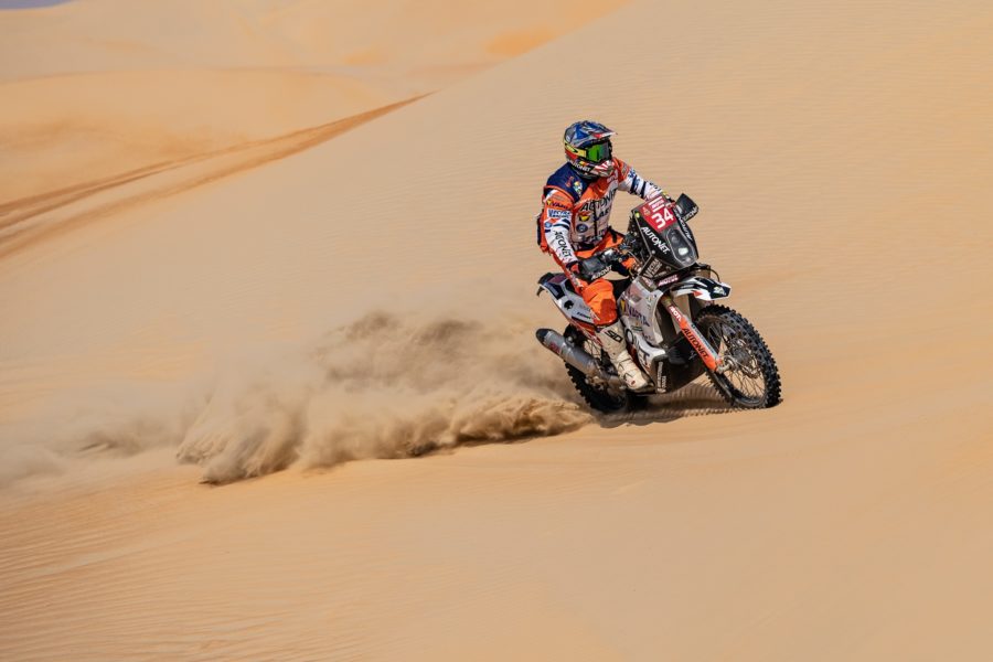 Sătmăreanul Mani Gyenes se menține pe 30 în Raliul Dakar