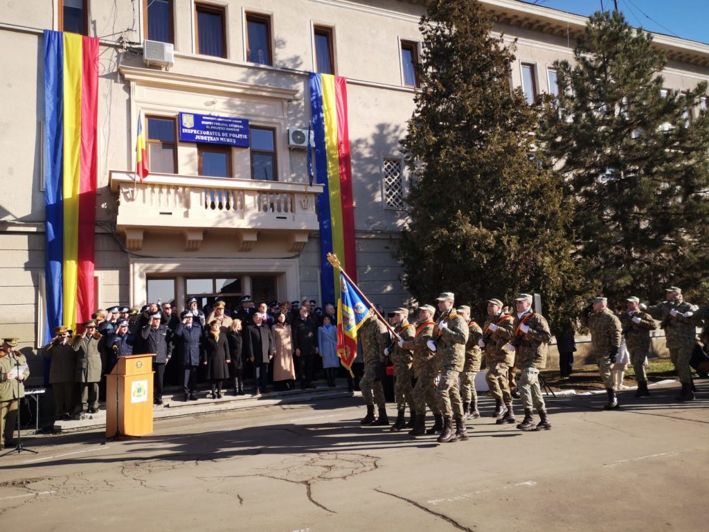 Ceremonie dedicată Zilei Unirii Principatelor Române la Târgu Mureș