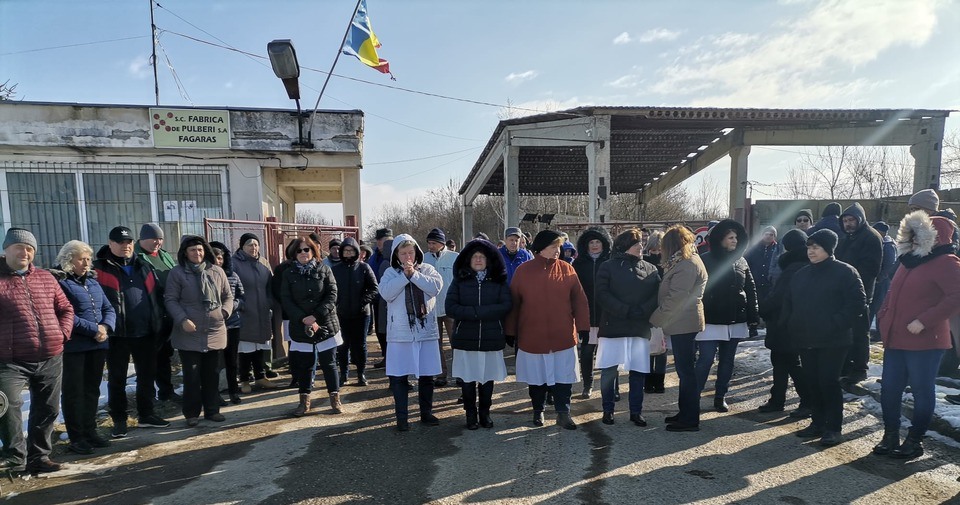 Este a 5-a zi de proteste la Fabrica de Pulberi din Făgăraş