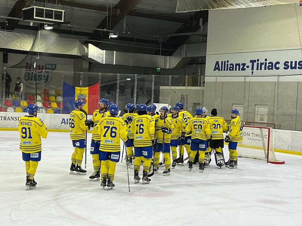 Brașovul a câștigat primul duel cu Steaua la hochei