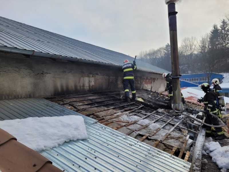 Incendiu la un atelier de tâmplărie din Târgu Mureș