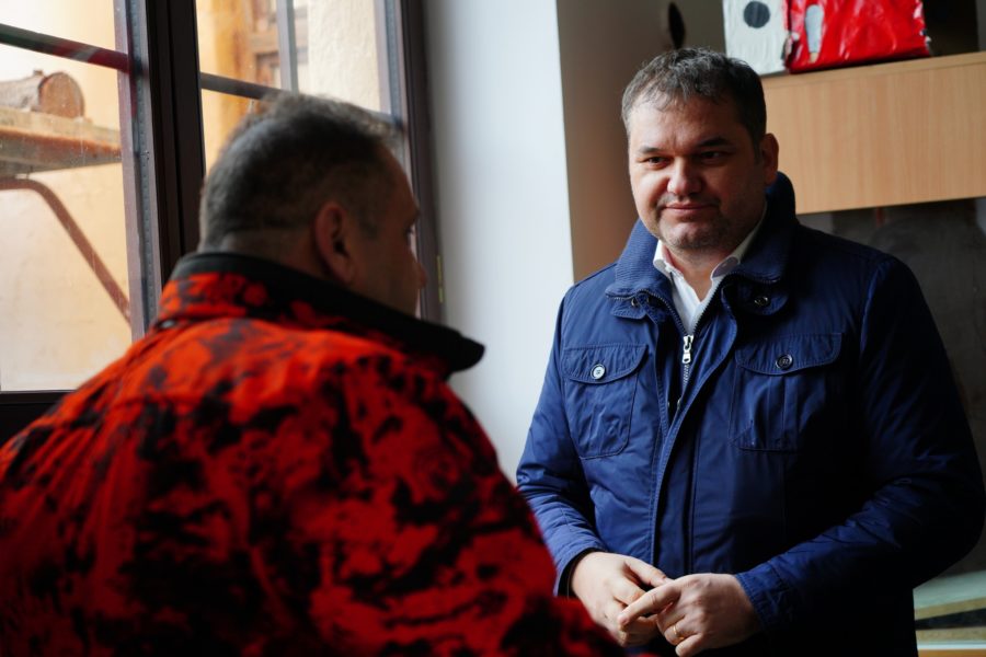 Ministrul Dezvoltării a semnat 30 de noi contracte pentru consolidare seismică şi renovare energetică