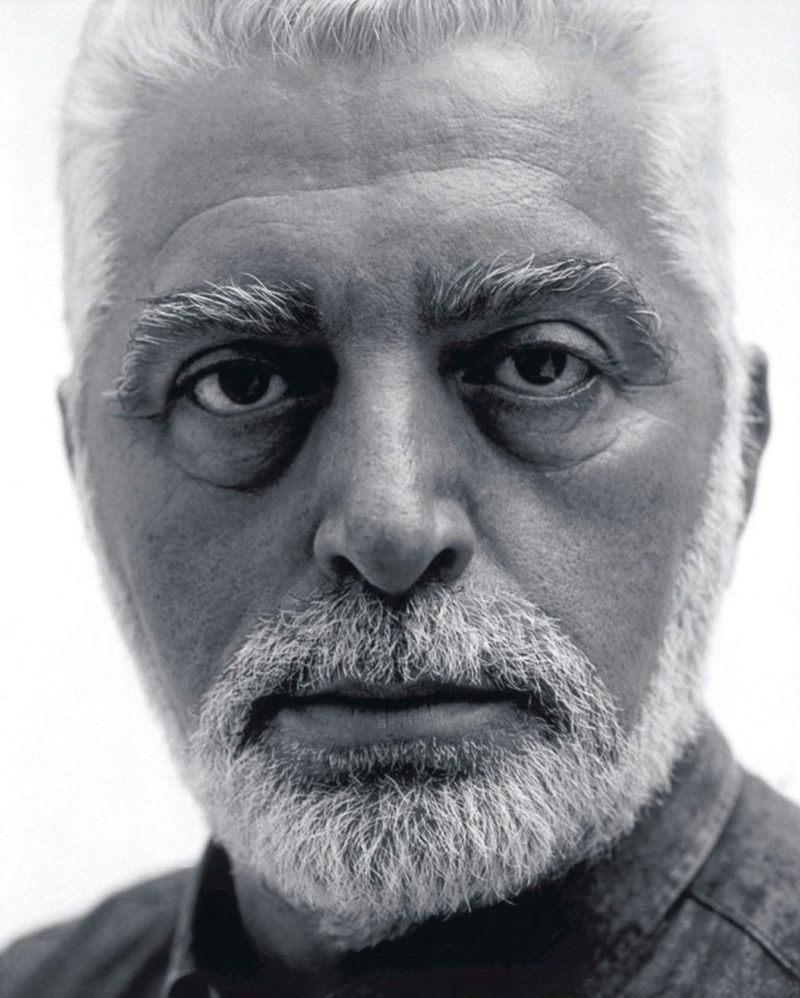 Designerul vestimentar Paco Rabanne s-a stins din viaţă, la 88 de ani