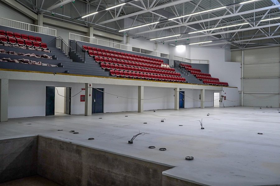 Braşov: Noua sală de sport de la Şcoala 2 va fi împărţită de elevi şi gimnaştii de la Braşovia