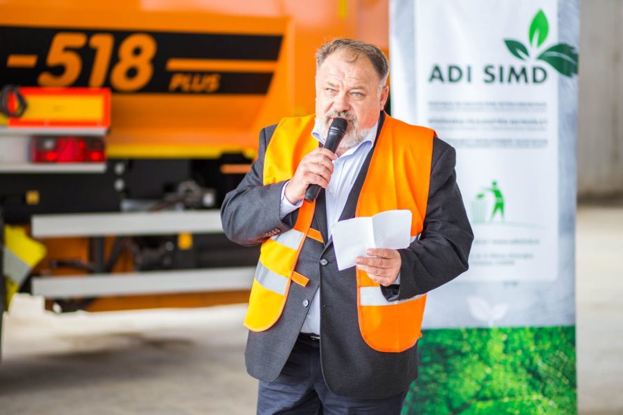 Spray-urile de autoapărare și pesticidele nu sunt reciclabile și nu se amestecă cu alte deșeuri