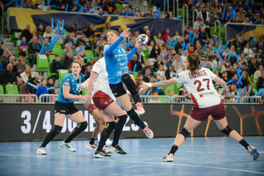 Eșec în Liga Campionilor la handbal feminin