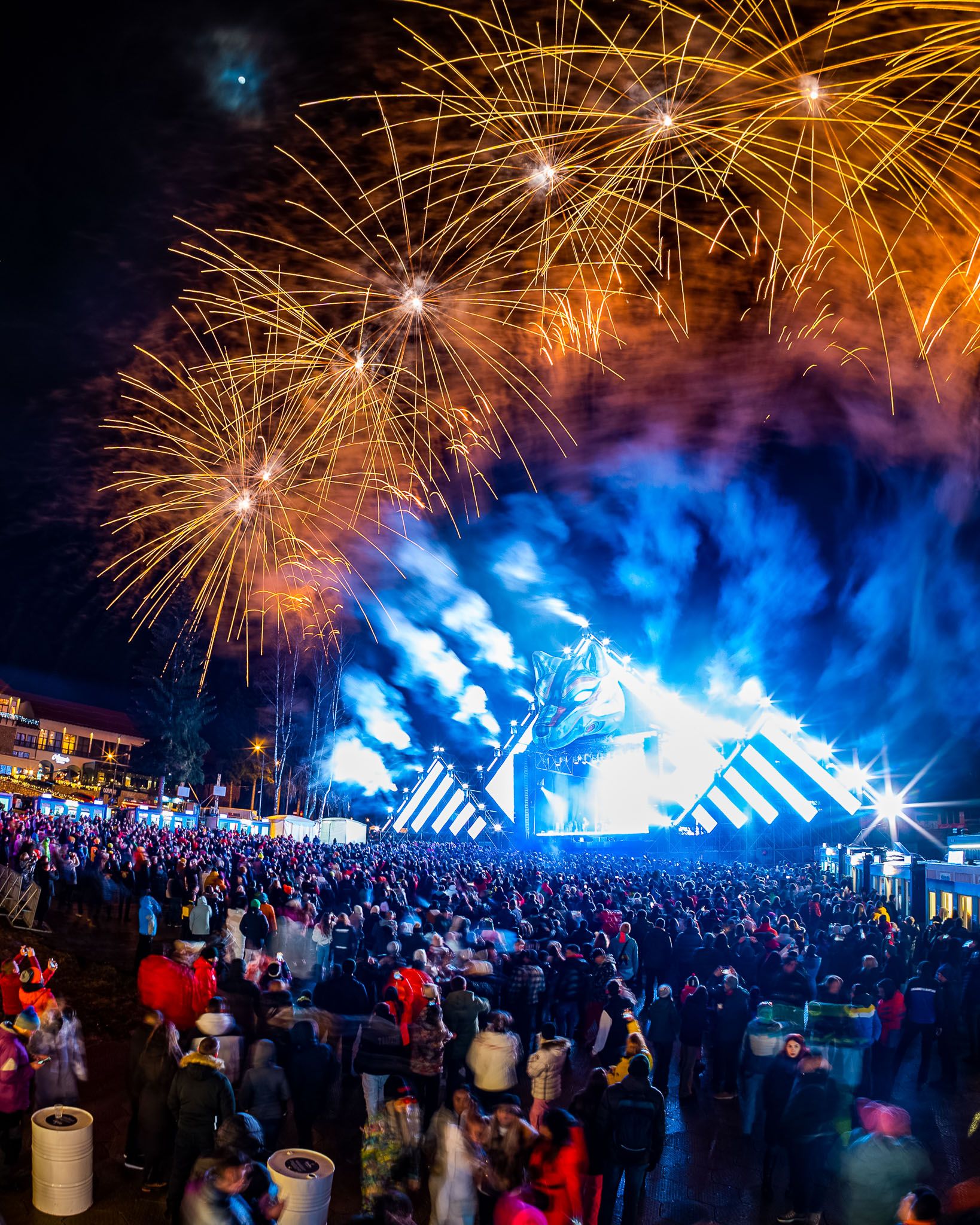 Peste 11.000 de participanți veniți din toată țara, în prima zi a festivalului Massif
