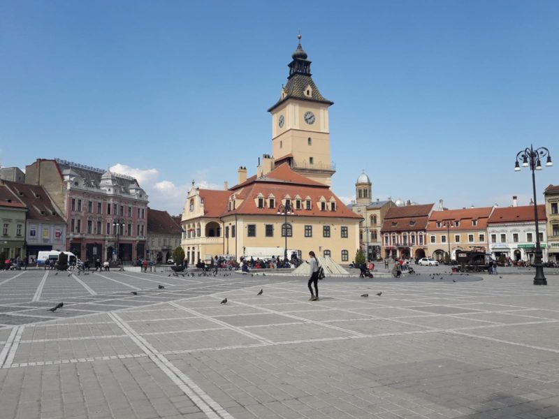 Târgul de Meşteşugari şi Producători din Piaţa Sfatului a fost anulat