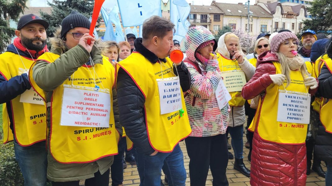 Profesorii din toată țara se pregătesc de grevă generală